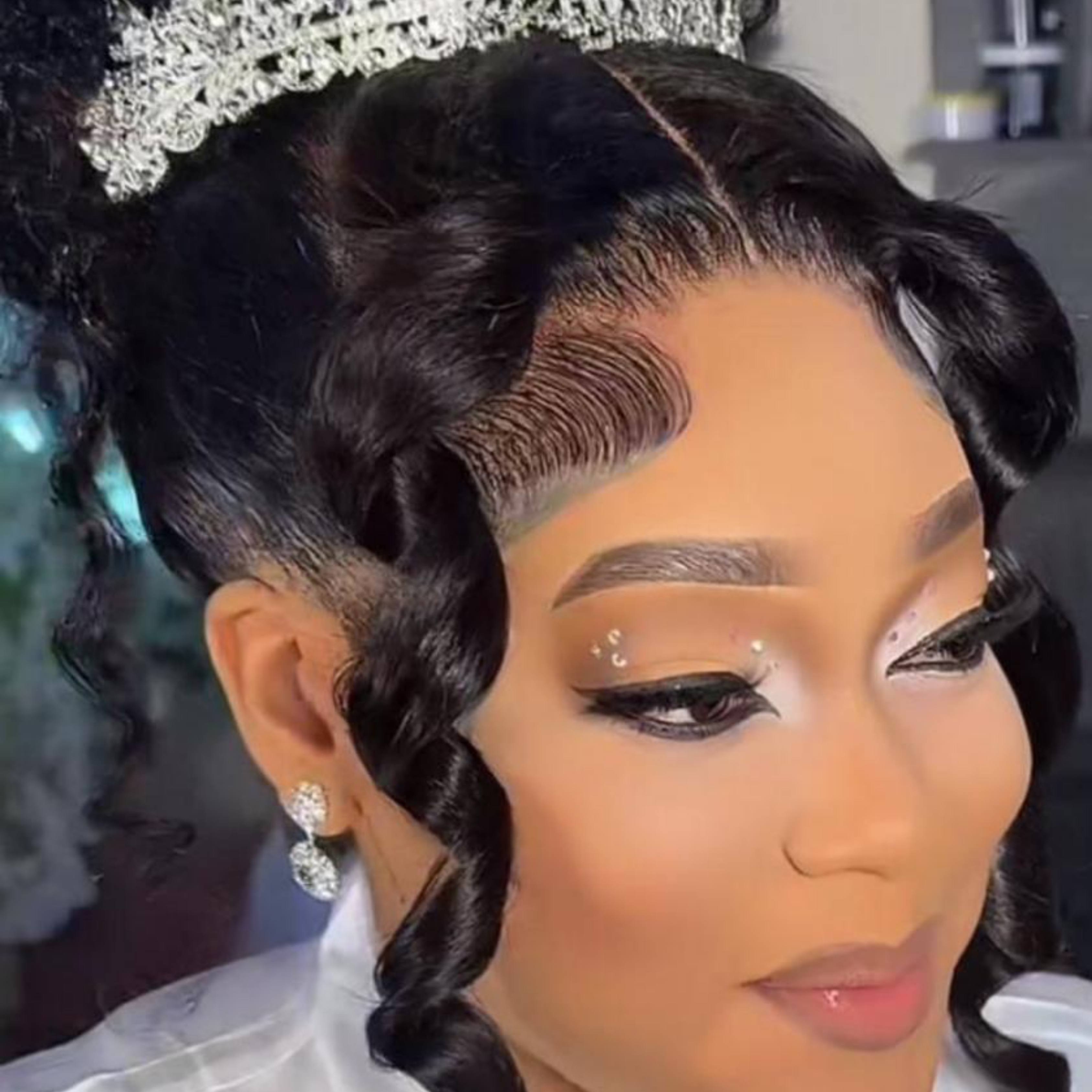 Package Full Lace Updue + Makeup 270$ -Time 4h